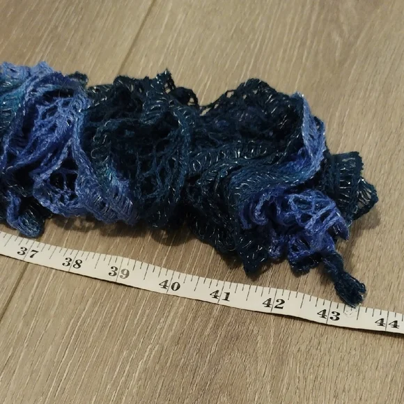 Blue Ruffled Knit Scarf - Picture 6 of 9